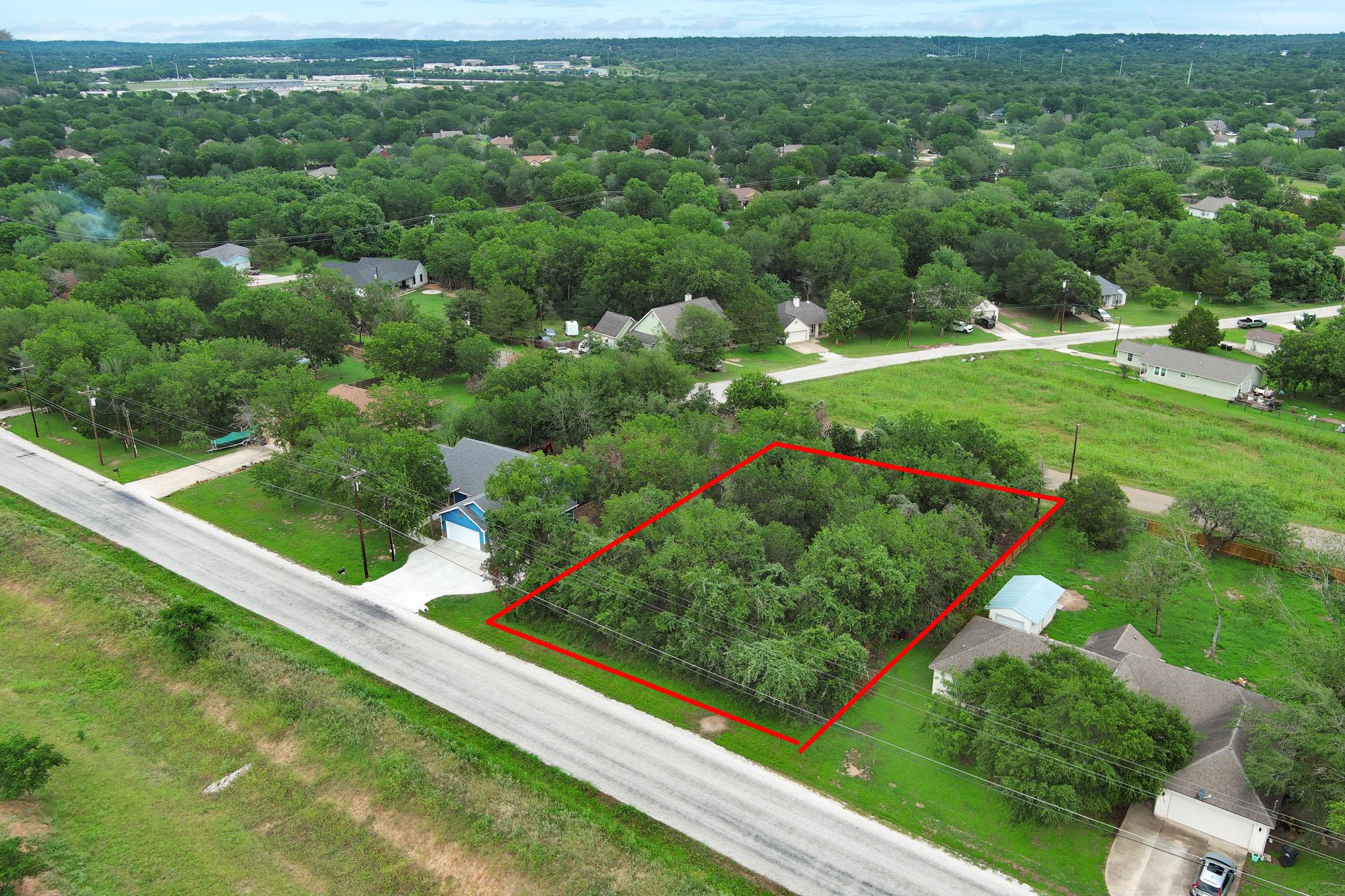 1331 Lovers Ln, Bastrop, TX 78602