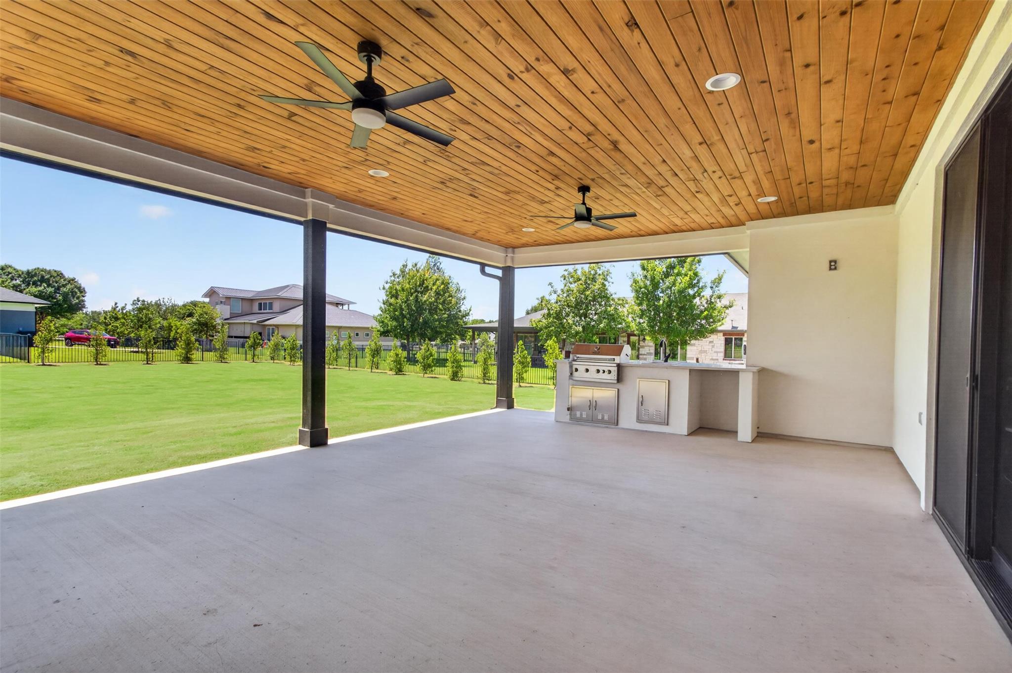 103 Still Meadow Dr, Kingsland, TX 78639