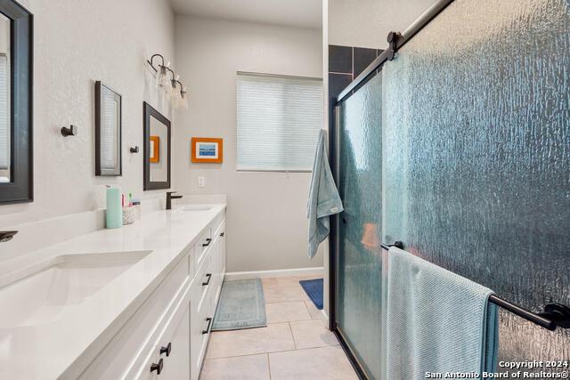 103 Hans Bell, Blanco, TX 78606