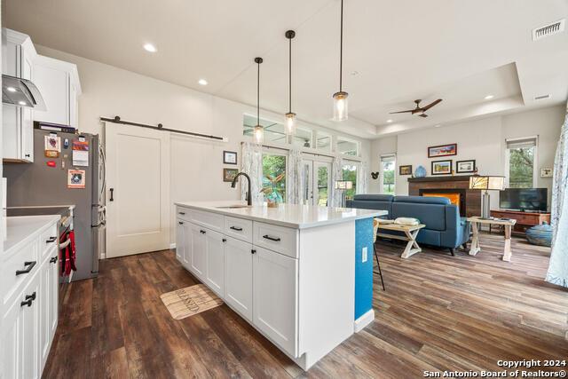 103 Hans Bell, Blanco, TX 78606