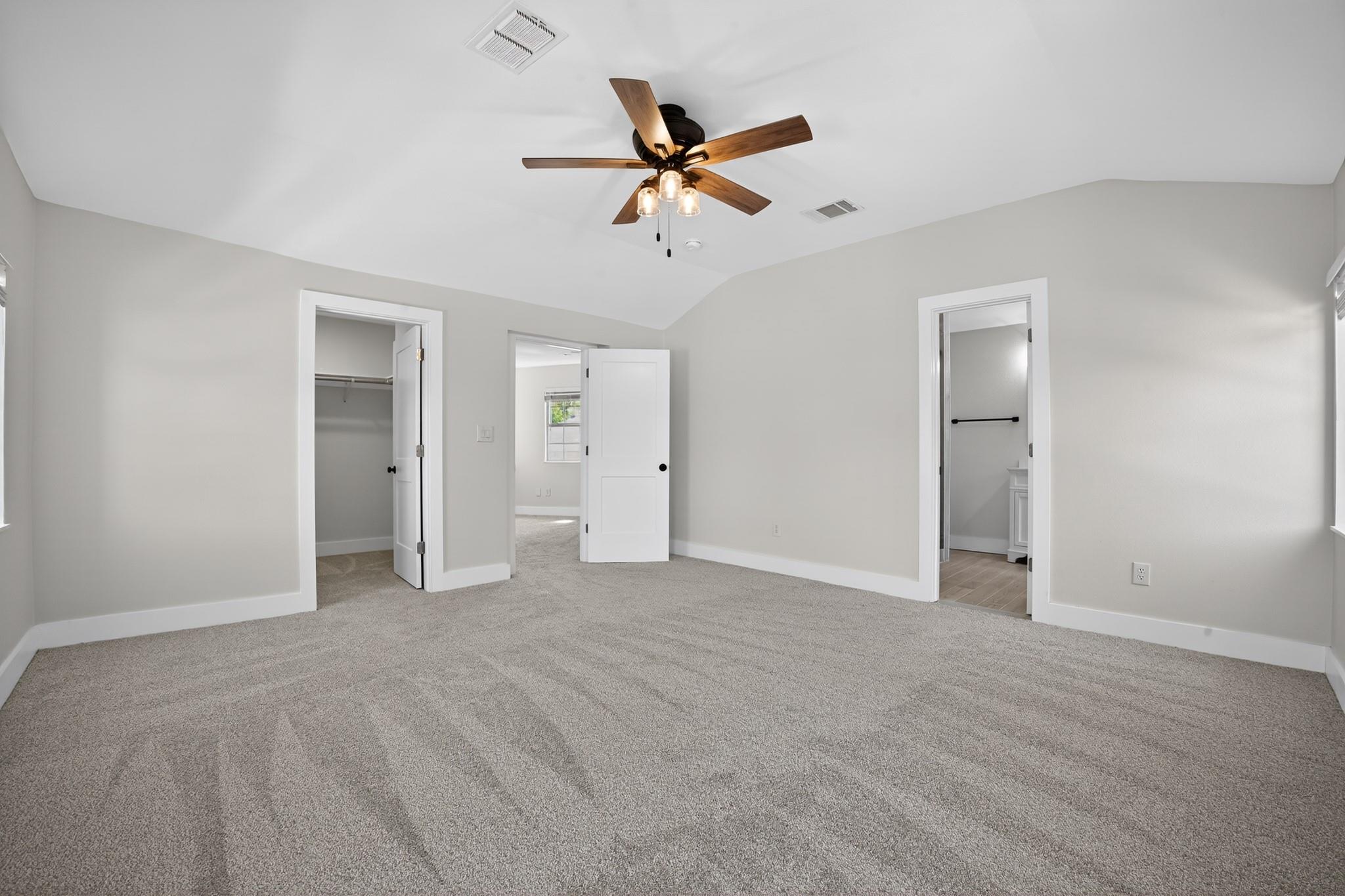 1205 E 9th St, Austin, TX 78702