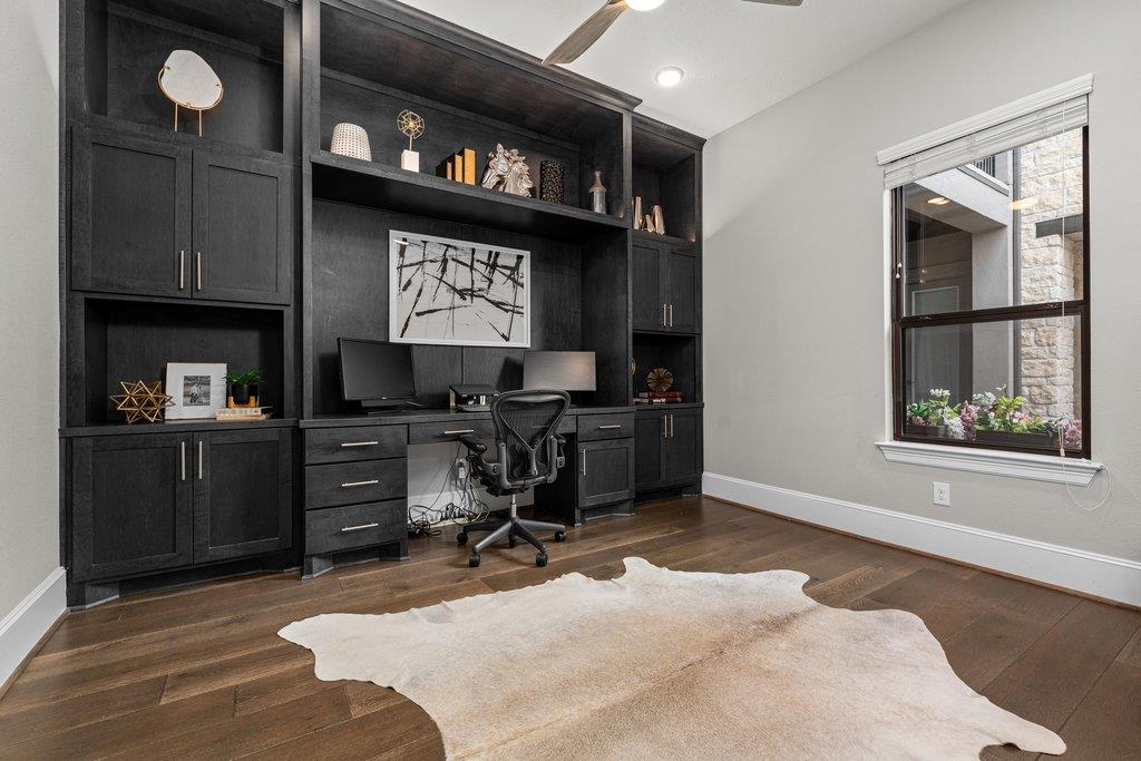 519 Woodside Ter, Austin, TX 78738