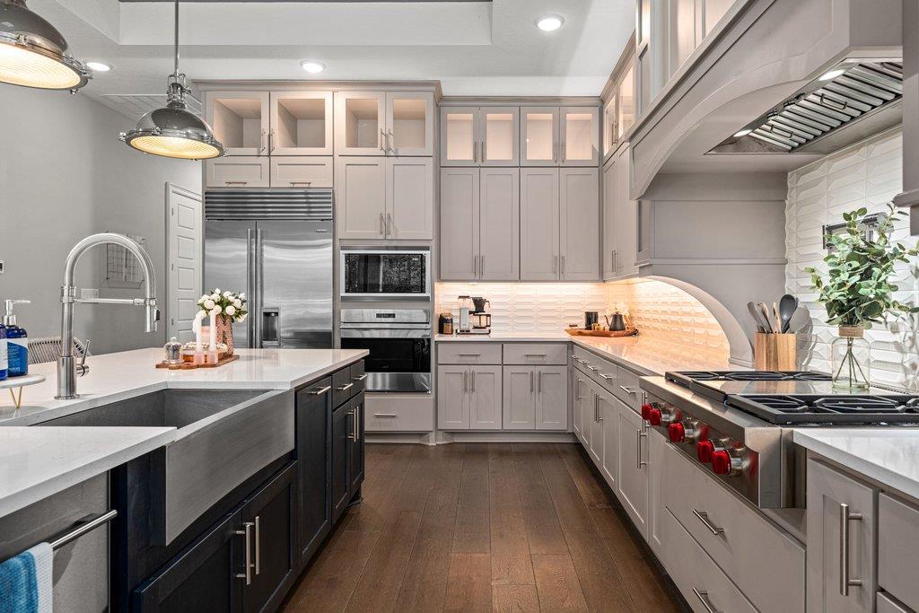 519 Woodside Ter, Austin, TX 78738
