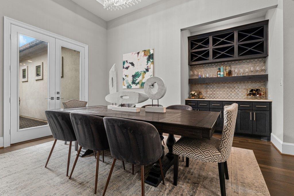 519 Woodside Ter, Austin, TX 78738