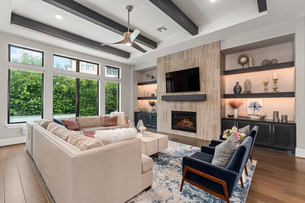 519 Woodside Ter, Austin, TX 78738