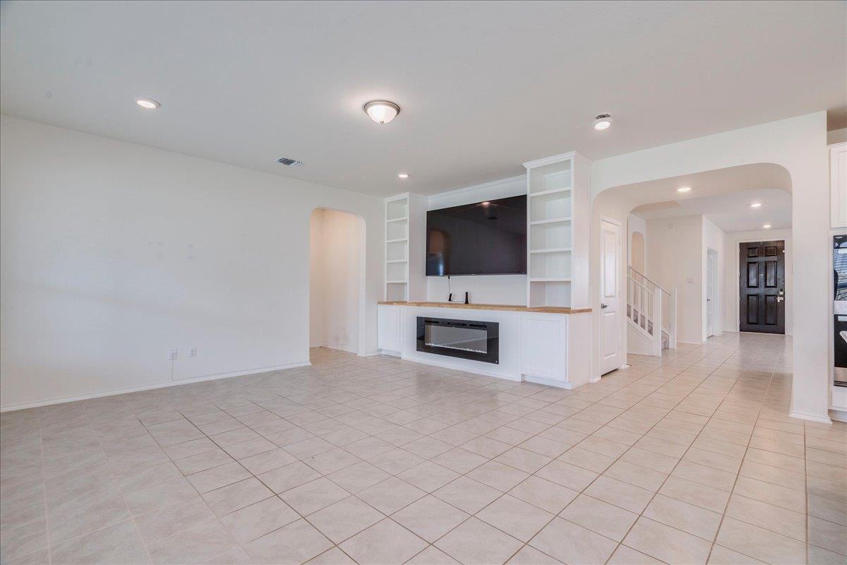 4736 Padula Dr, Round Rock, TX 78665