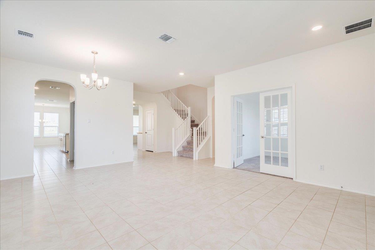 4736 Padula Dr, Round Rock, TX 78665