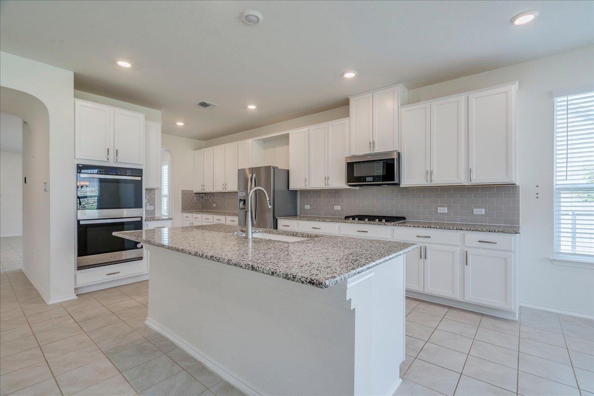 4736 Padula Dr, Round Rock, TX 78665