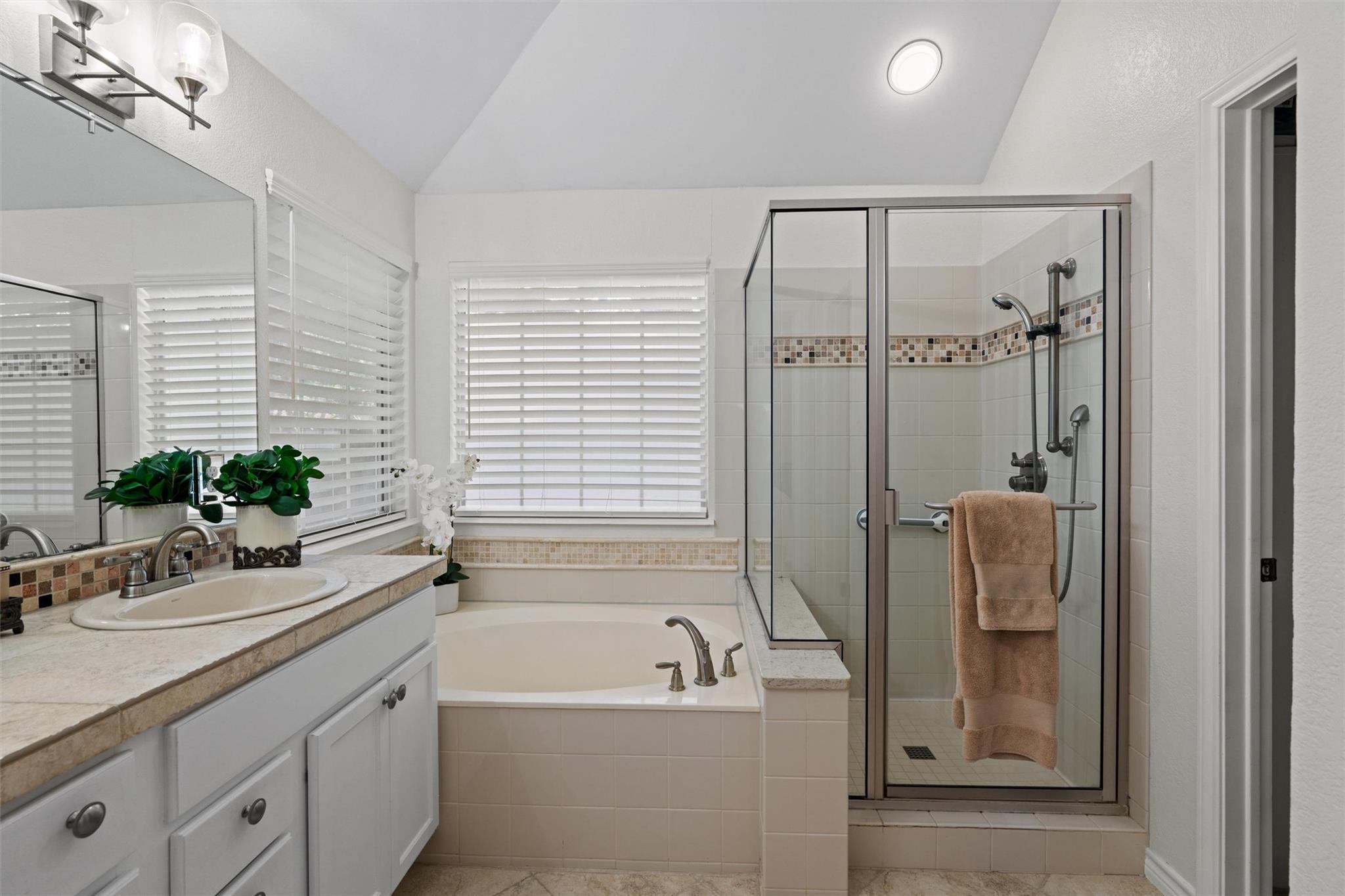 1202 Woodhollow Cv, Cedar Park, TX 78613