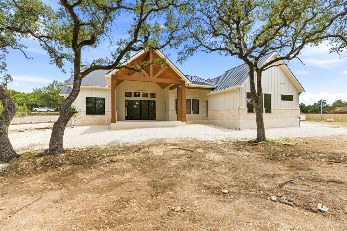 1744 Crossbow Dr, Canyon Lake, TX 78133
