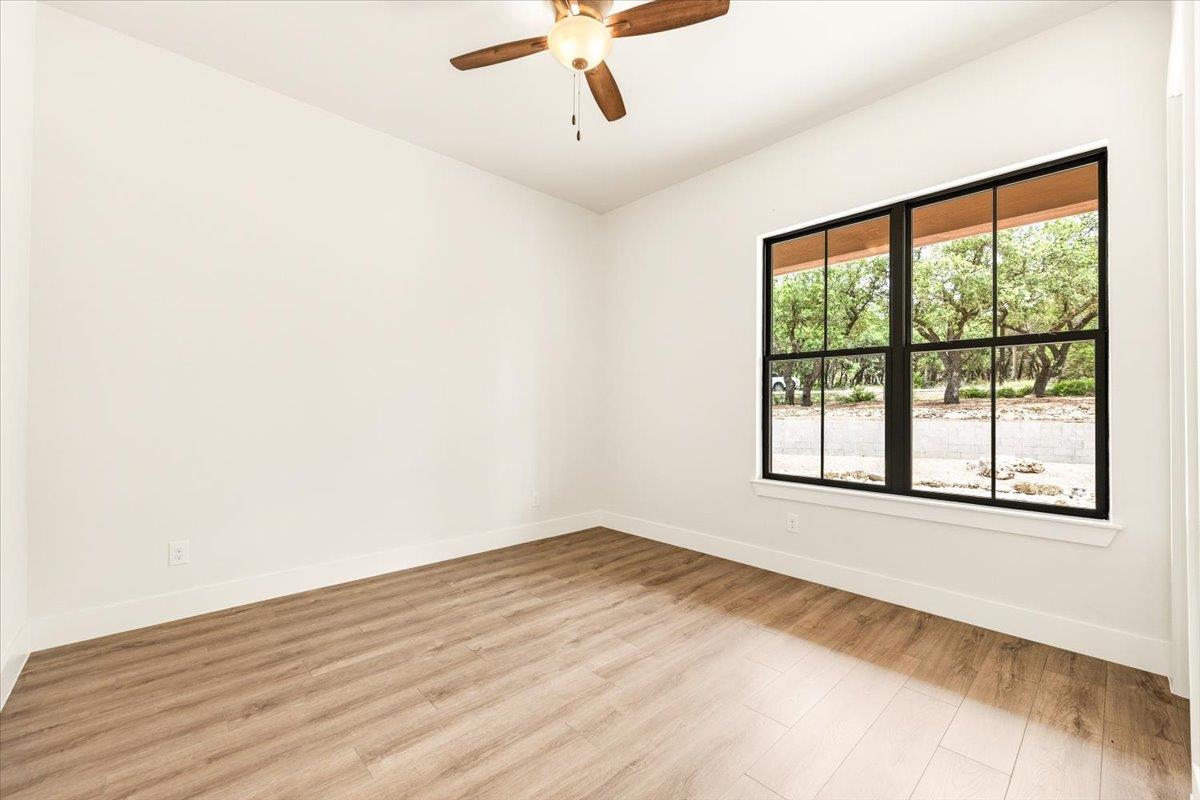 1744 Crossbow Dr, Canyon Lake, TX 78133