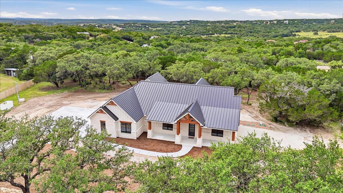 1744 Crossbow Dr, Canyon Lake, TX 78133