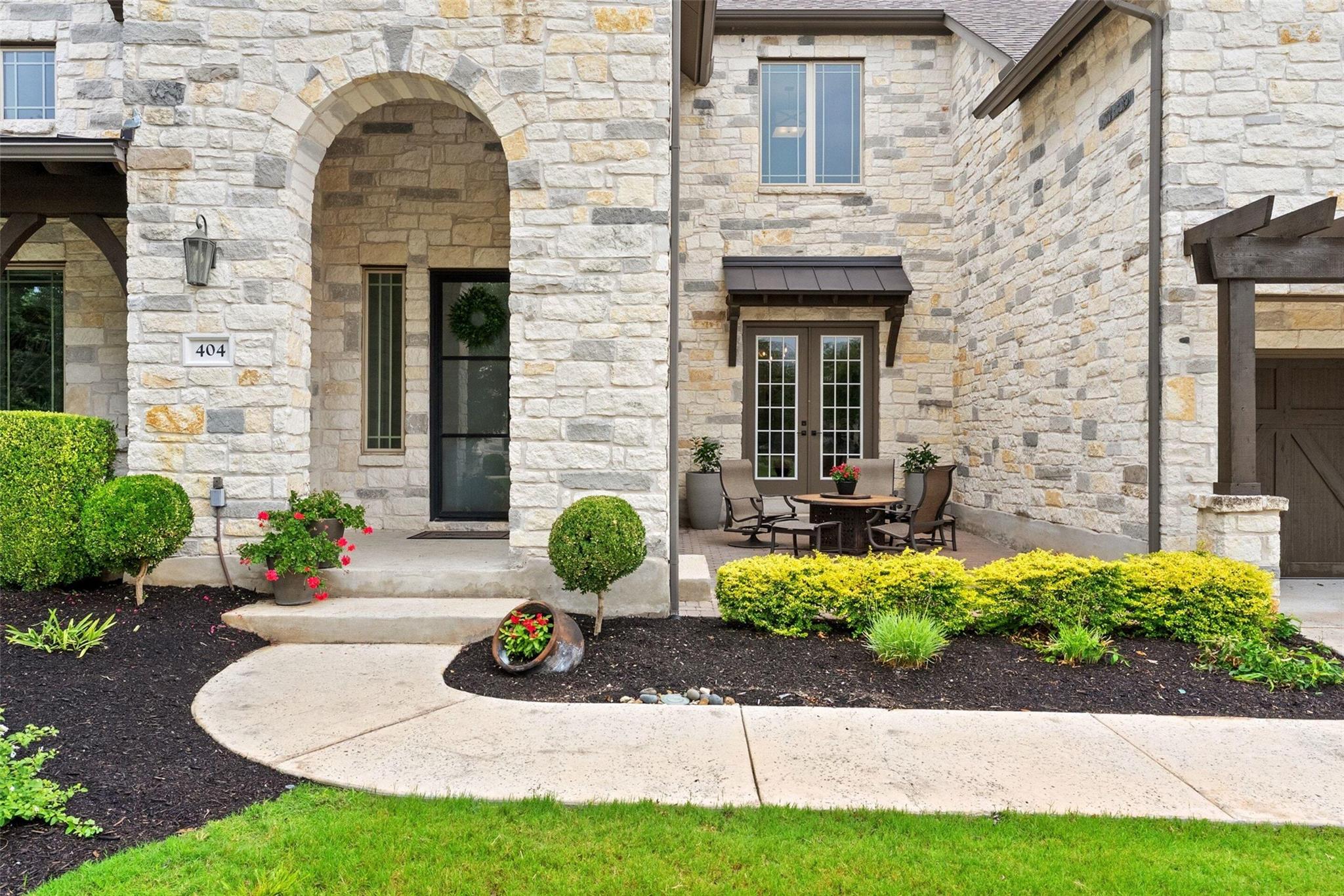 404 Woodside Ter, Austin, TX 78738
