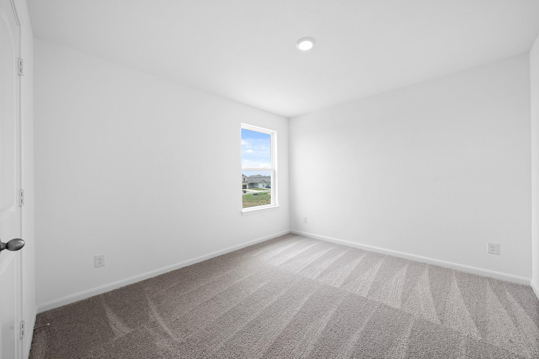 368 Low Pasture Trl, Maxwell, TX 78656