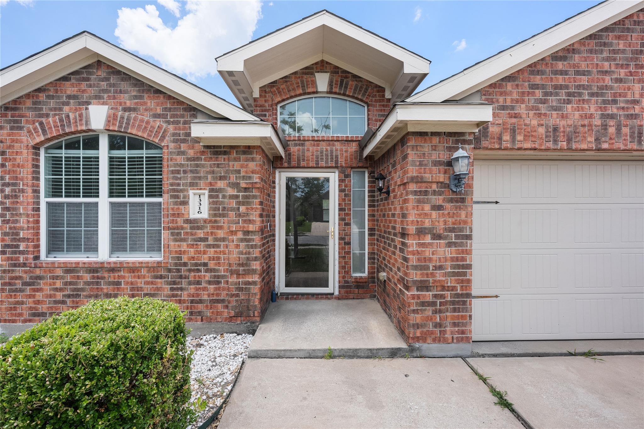 13316 Nelson Houser St, Manor, TX 78653