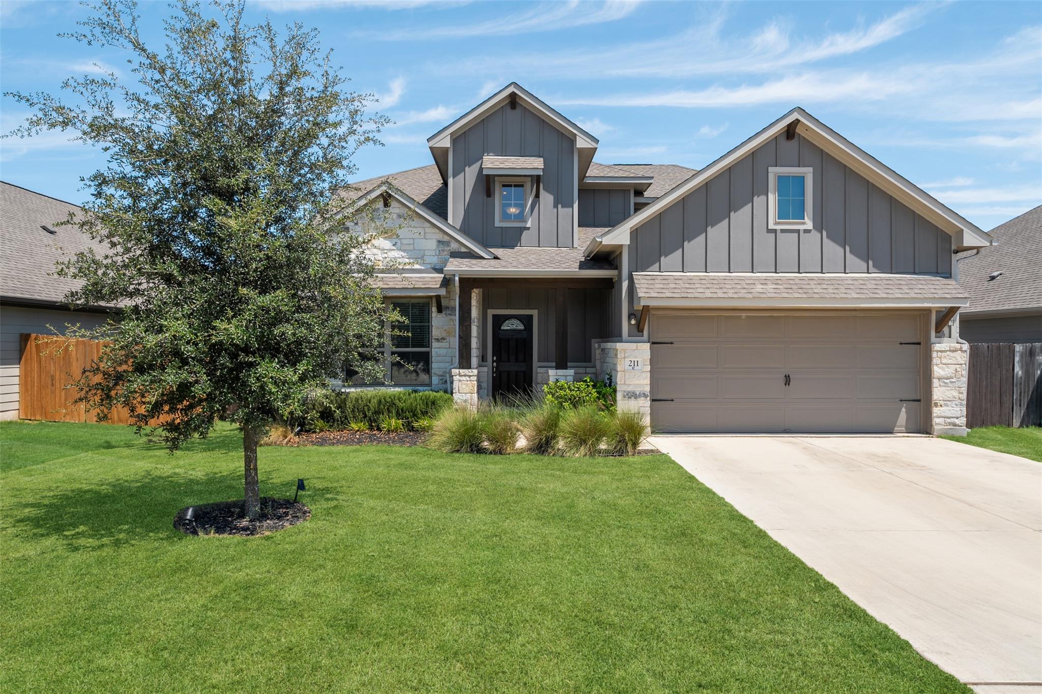 211 Brookside St, Hutto, TX 78634
