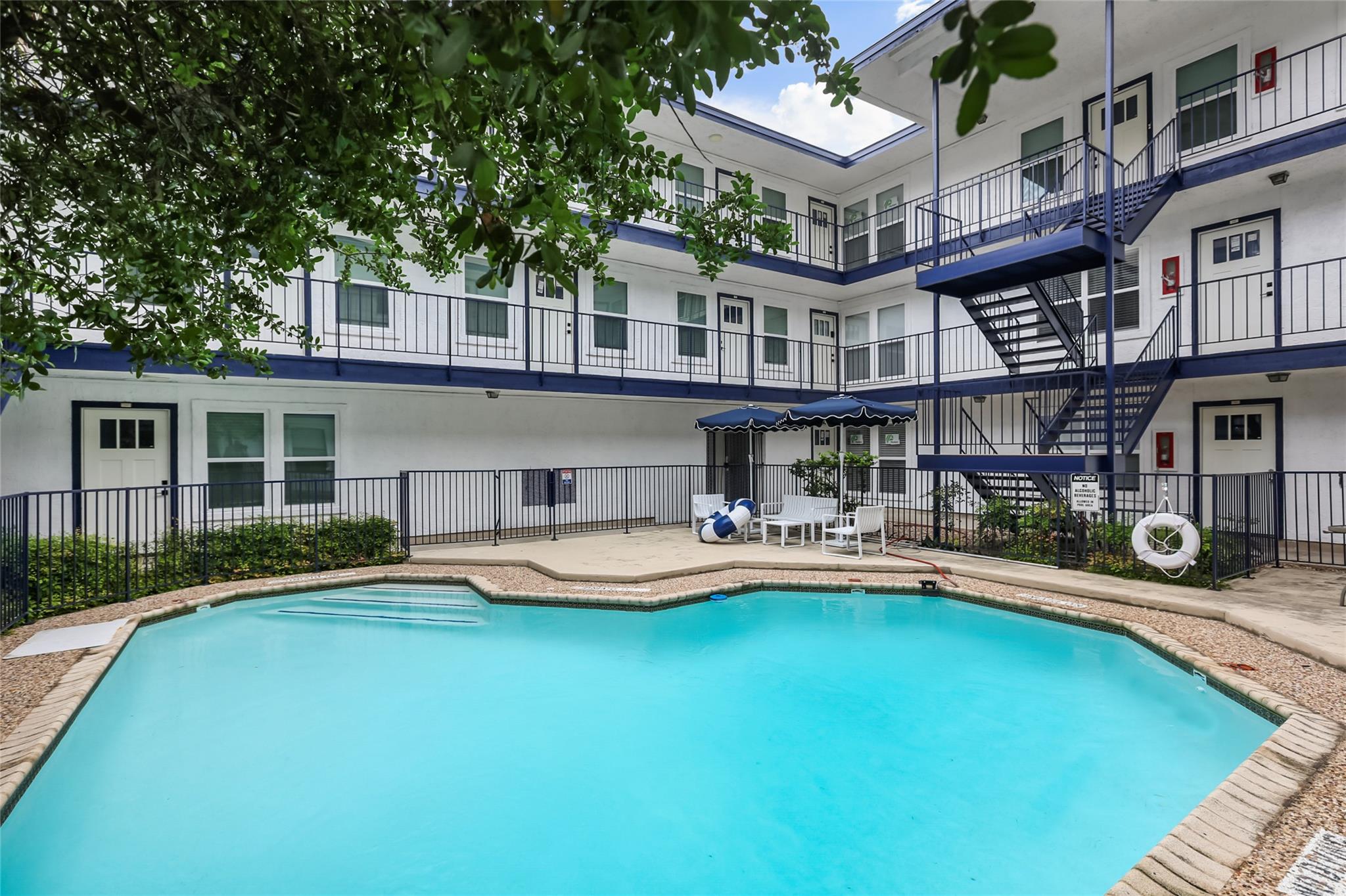 923 E 41st St # 105, Austin, TX 78751