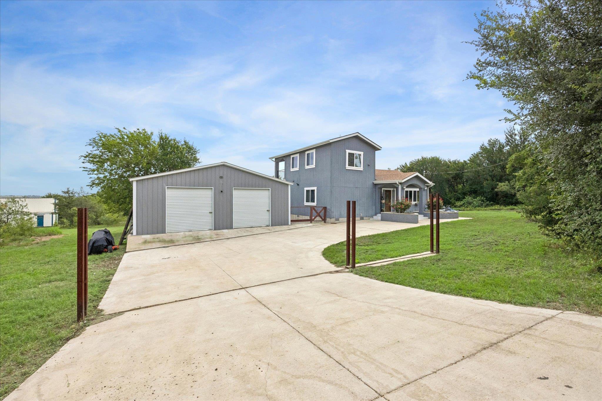 730 Spoke Hollow Rd, Lockhart, TX 78644