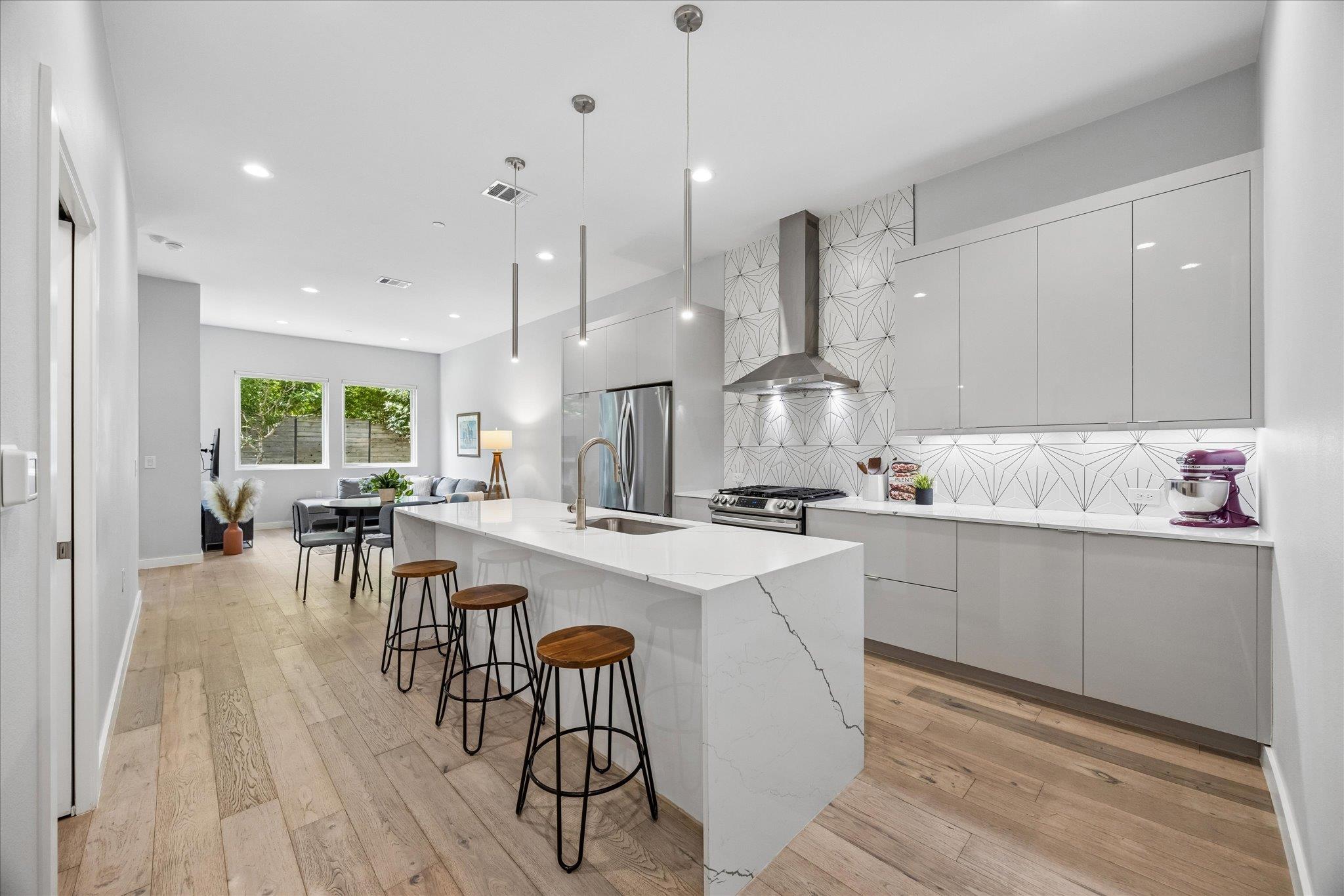 2108 Tillery St # 9, Austin, TX 78723