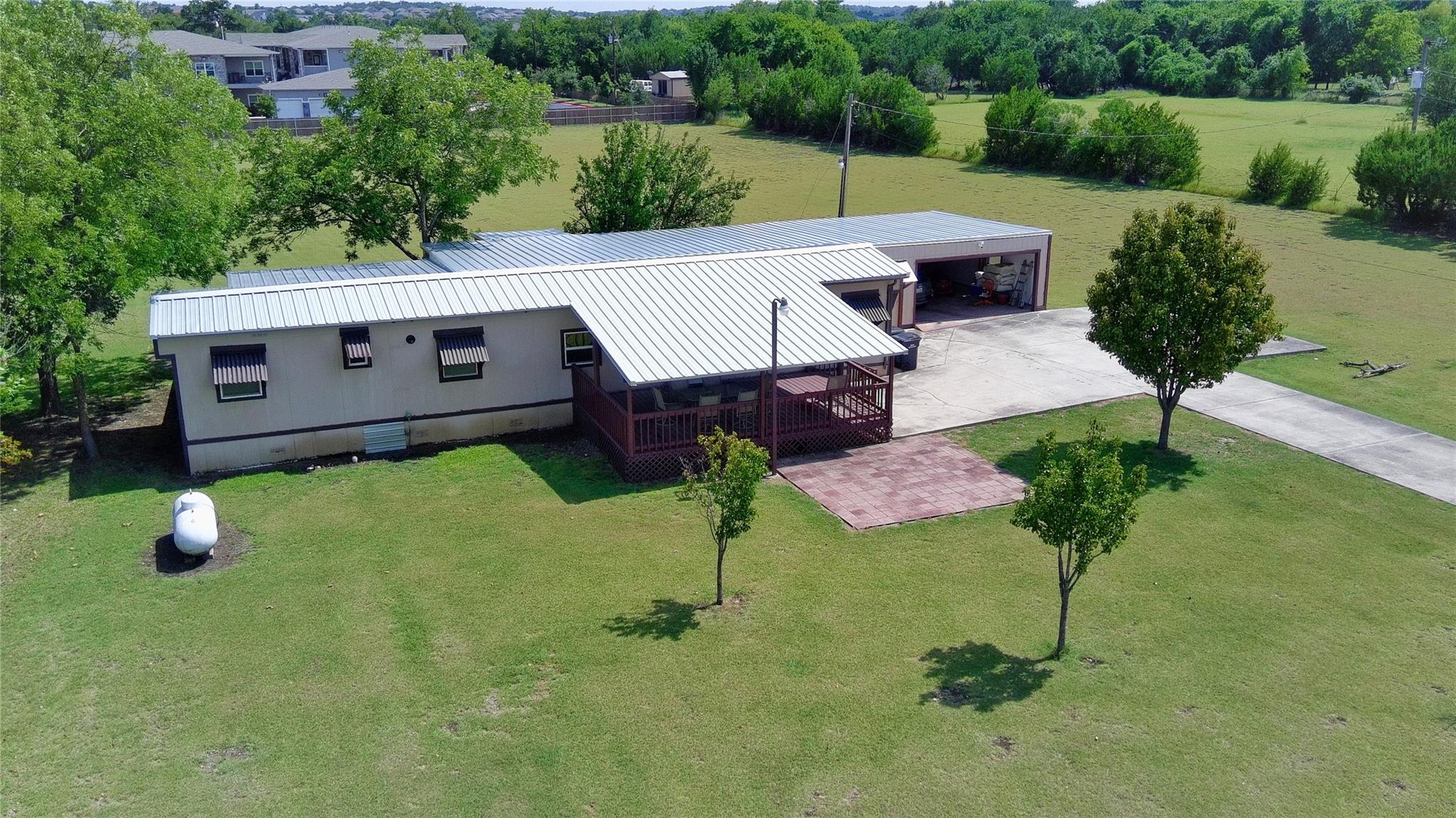 500 Lion Dr, Leander, TX 78641