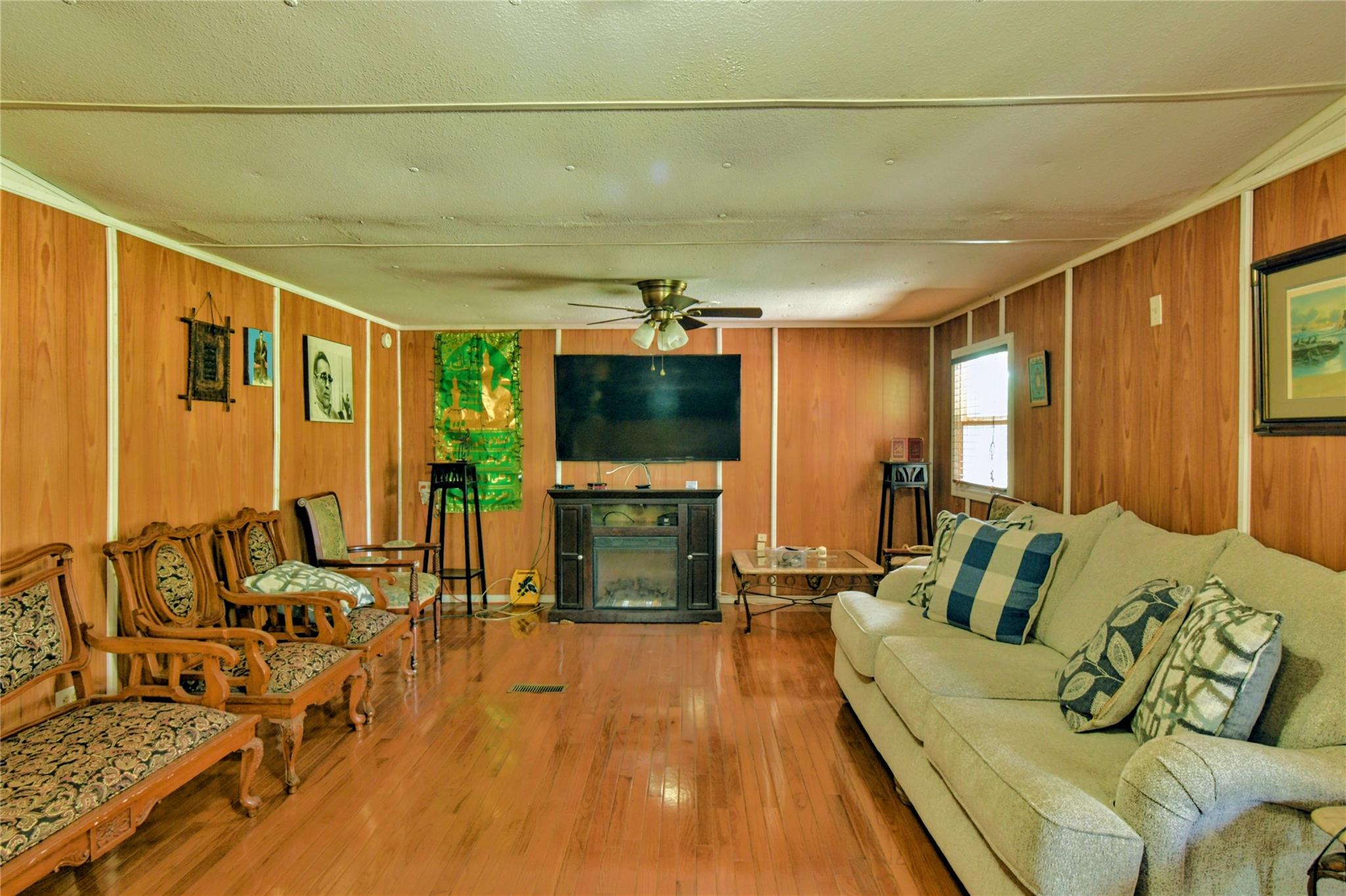 500 Lion Dr, Leander, TX 78641