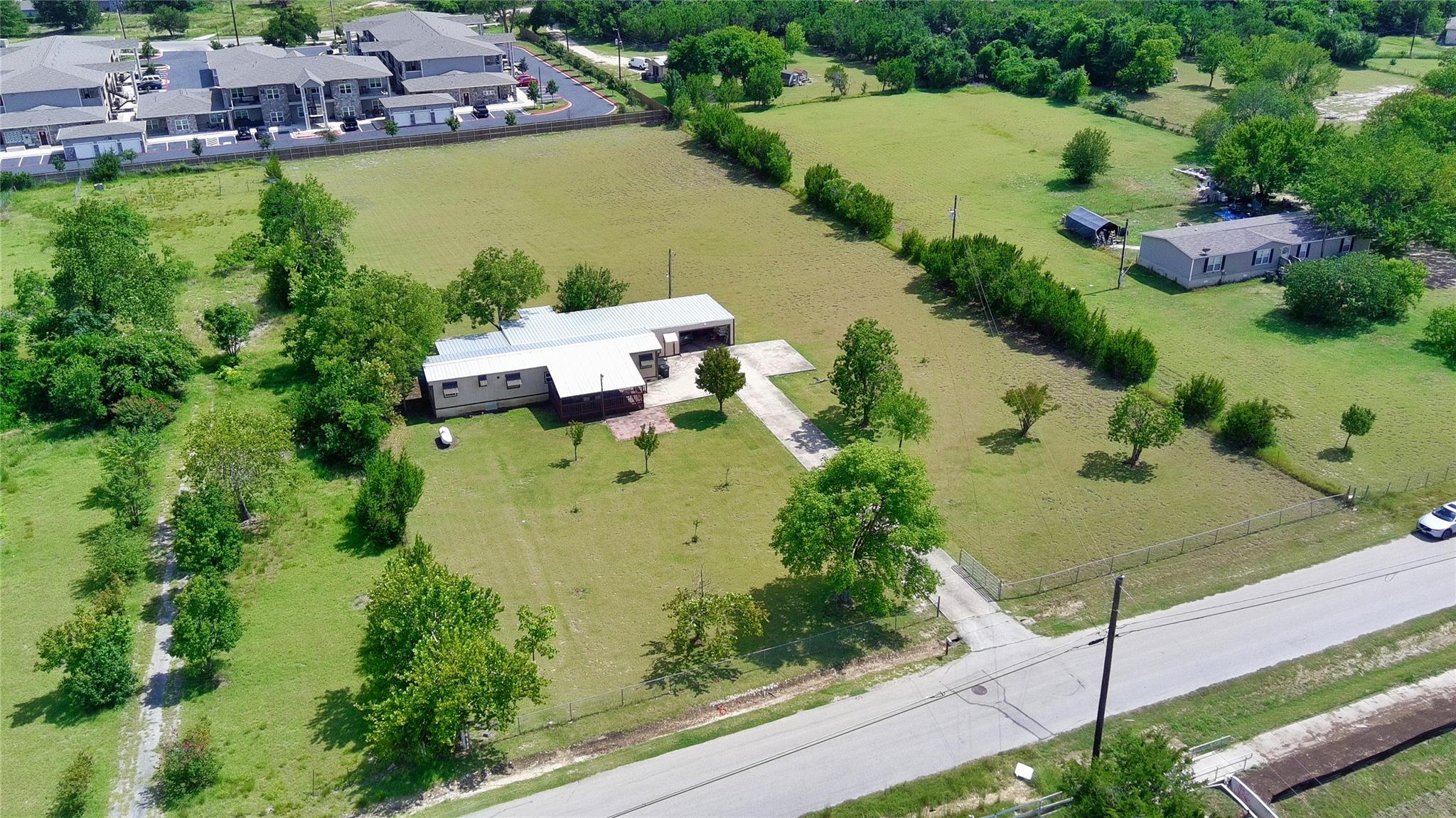 500 Lion Dr, Leander, TX 78641