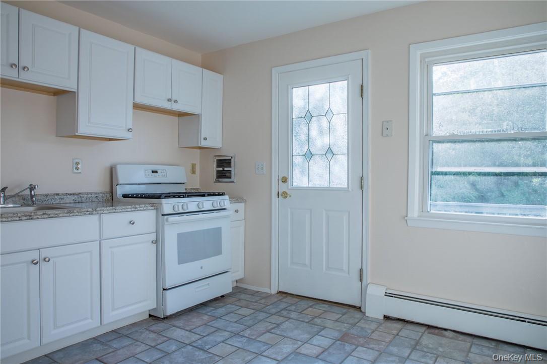 8 Fillmore Court, Highland Mills, NY 10930