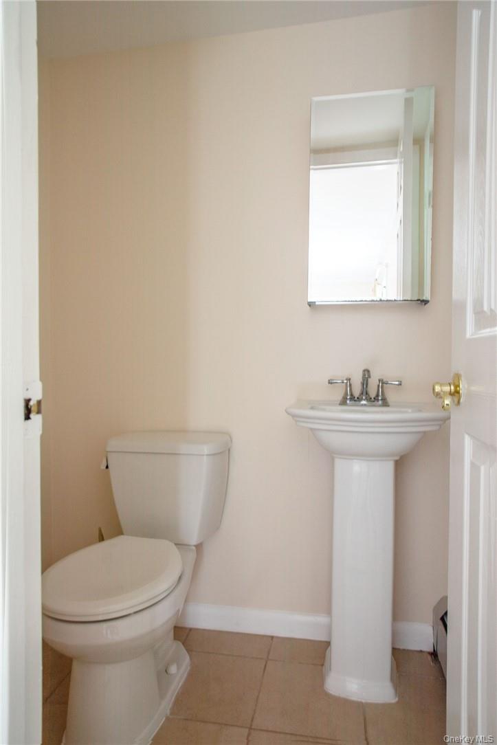 8 Fillmore Court, Highland Mills, NY 10930