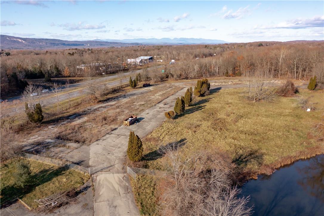 403 Main Street, New Paltz, NY 12561