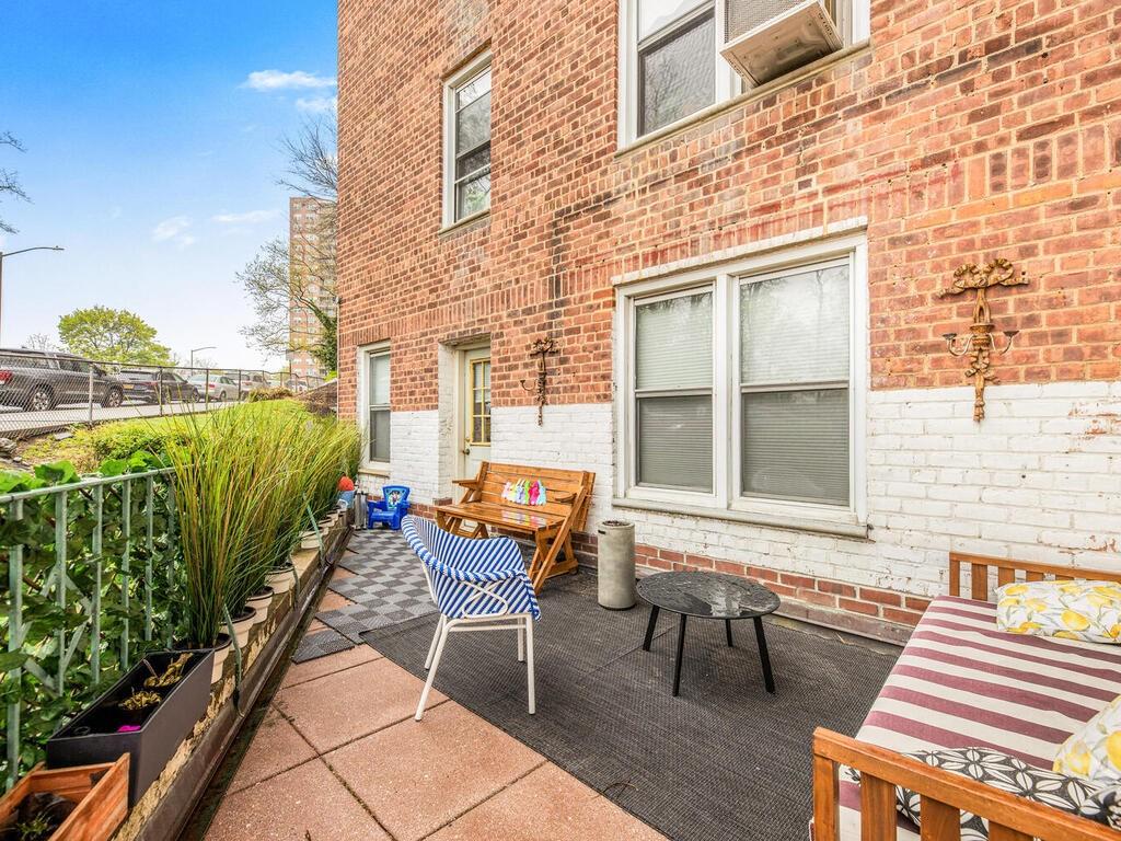 5639 Netherland Avenue # 1D, Bronx, NY 10471