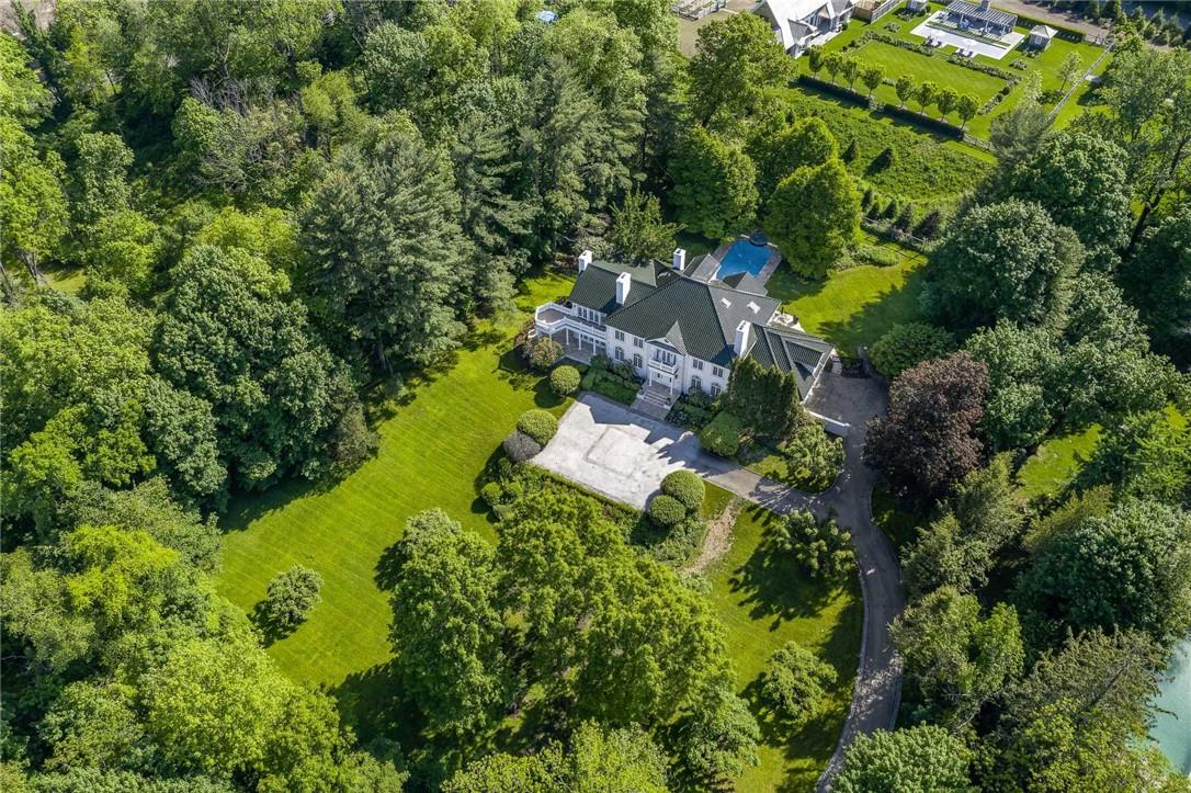 72 Sherwood Avenue, Greenwich, CT 06831