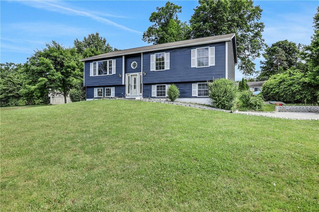 29 Holly Hill Drive, Wingdale, NY 12594