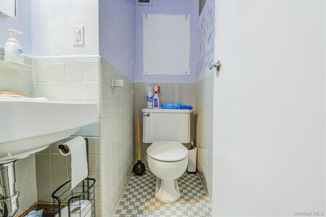 8 Fordham Hill Oval # 12c, Bronx, NY 10468