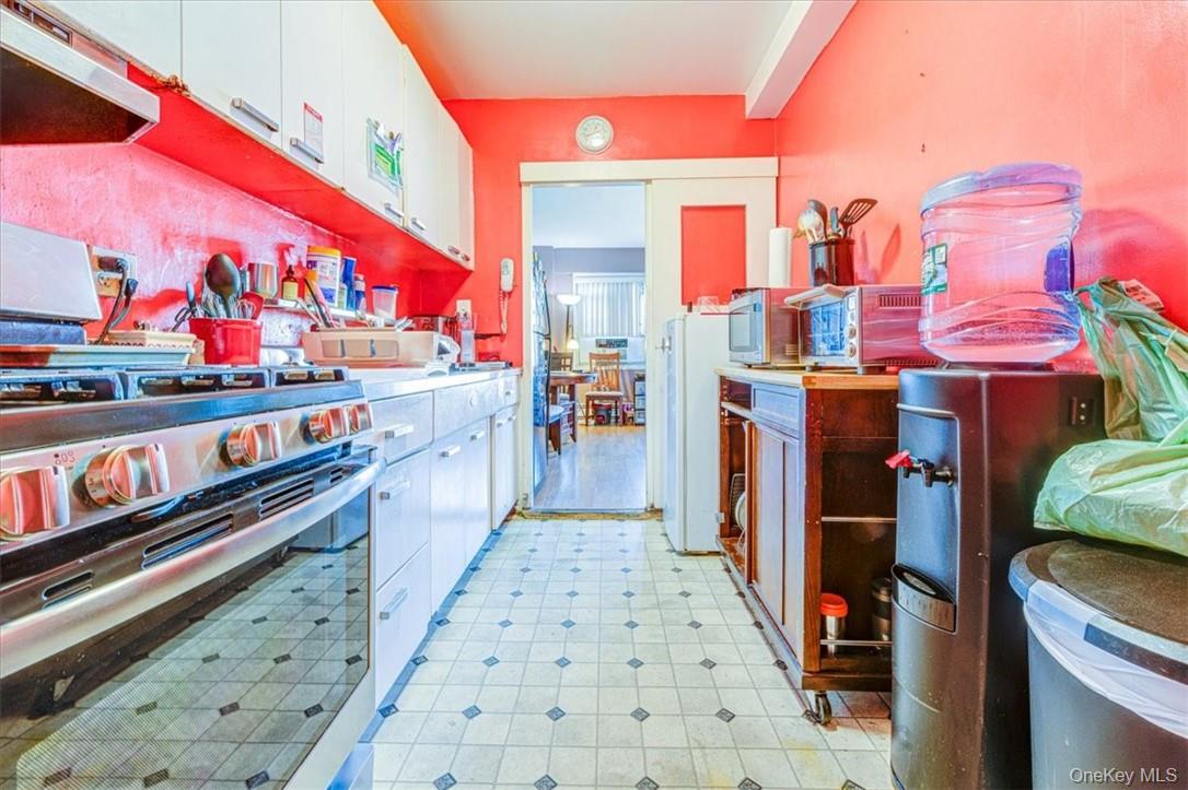 8 Fordham Hill Oval # 12c, Bronx, NY 10468