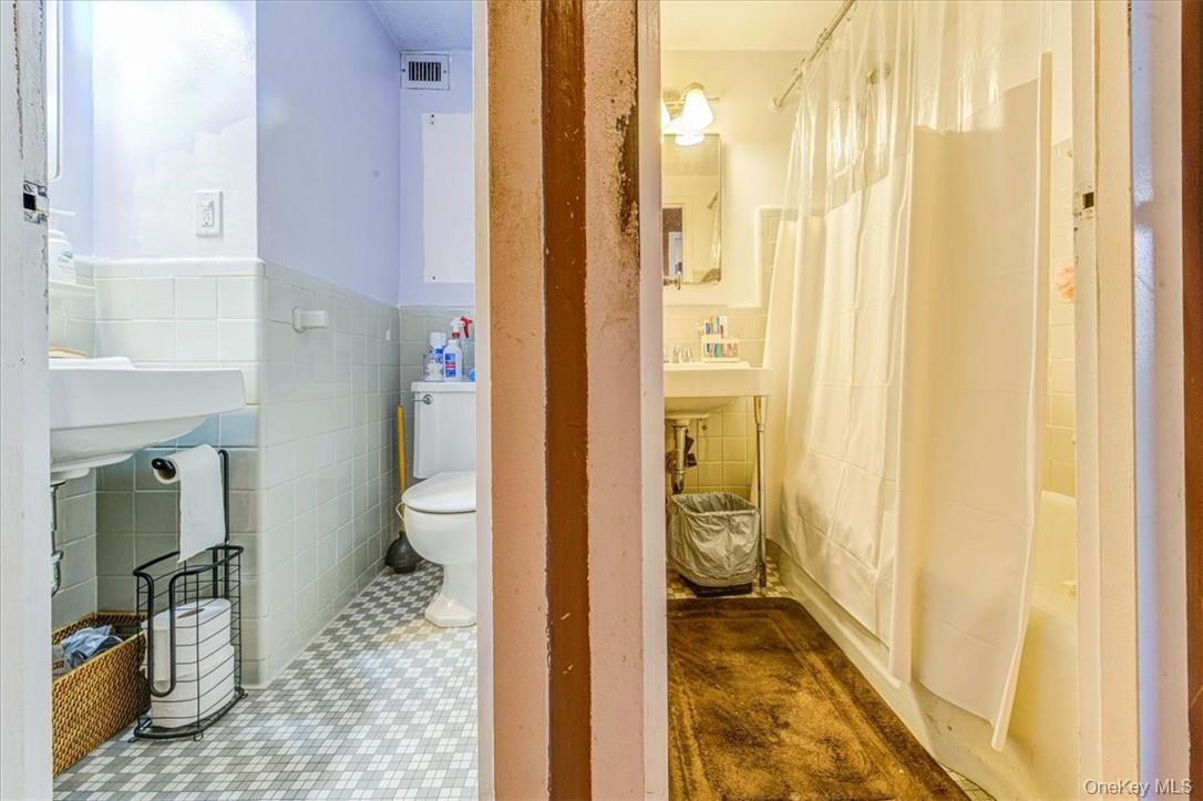 8 Fordham Hill Oval # 12c, Bronx, NY 10468