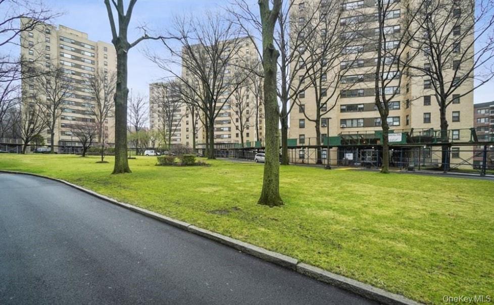 8 Fordham Hill Oval # 12c, Bronx, NY 10468