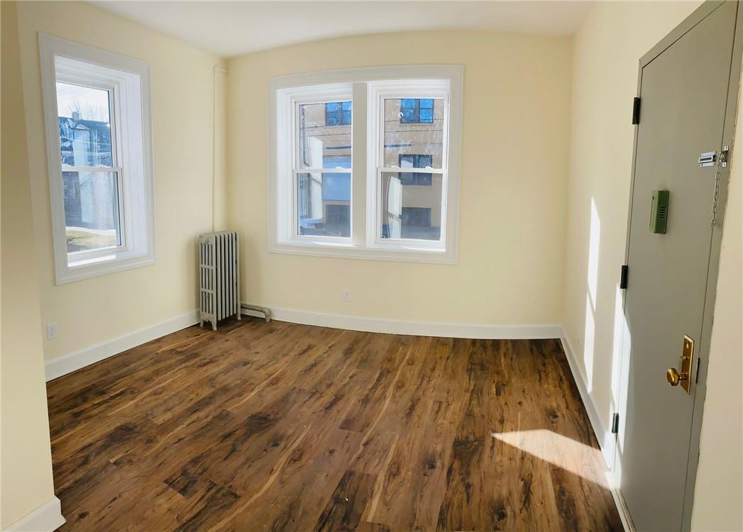 451 S 10th Avenue # 1R, Mount Vernon, NY 10550