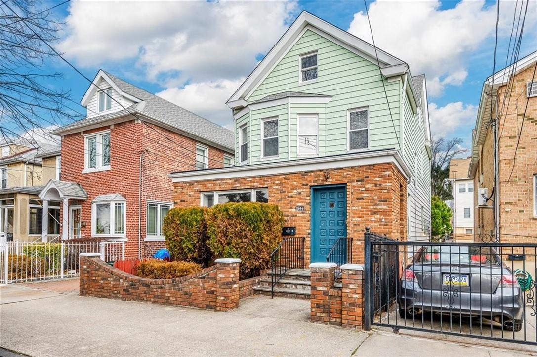 1944 Fowler Avenue, Bronx, NY 10462