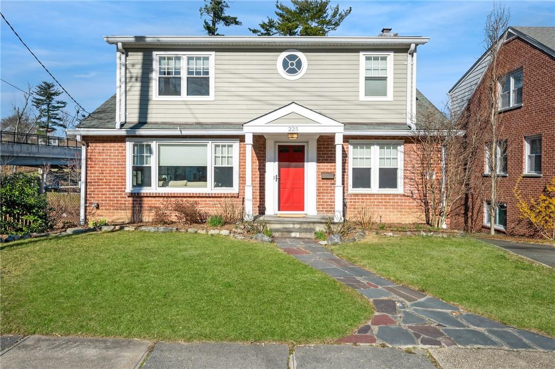 225 Carol Avenue, Pelham, NY 10803