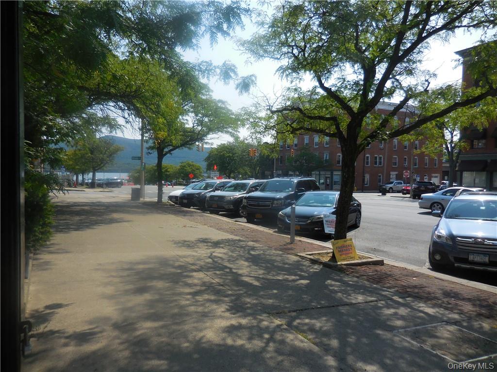 86 Broadway # Storefront, Newburgh, NY 12550