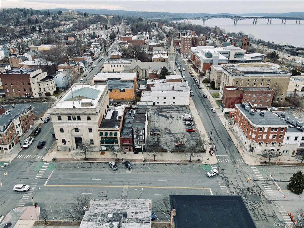 86 Broadway # Storefront, Newburgh, NY 12550