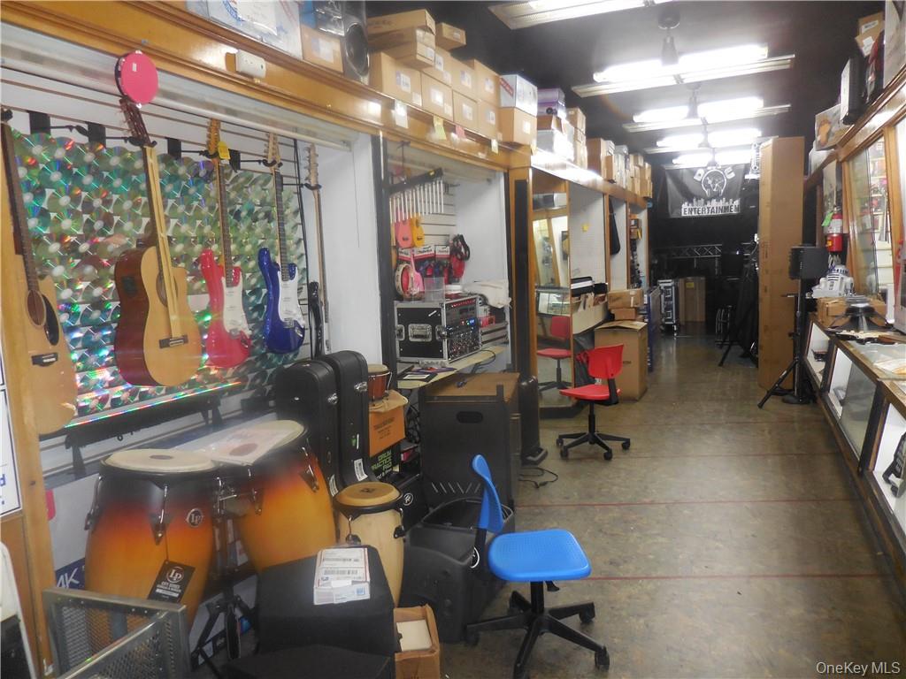 86 Broadway # Storefront, Newburgh, NY 12550