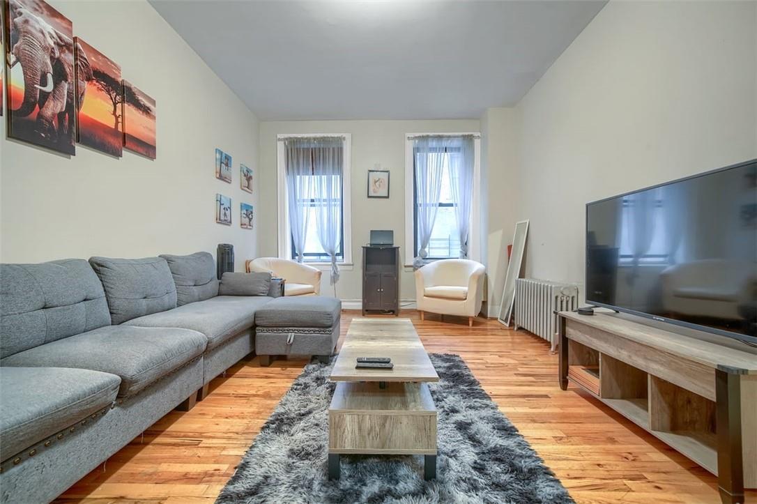 2187 Holland Avenue # 1L, Bronx, NY 10462