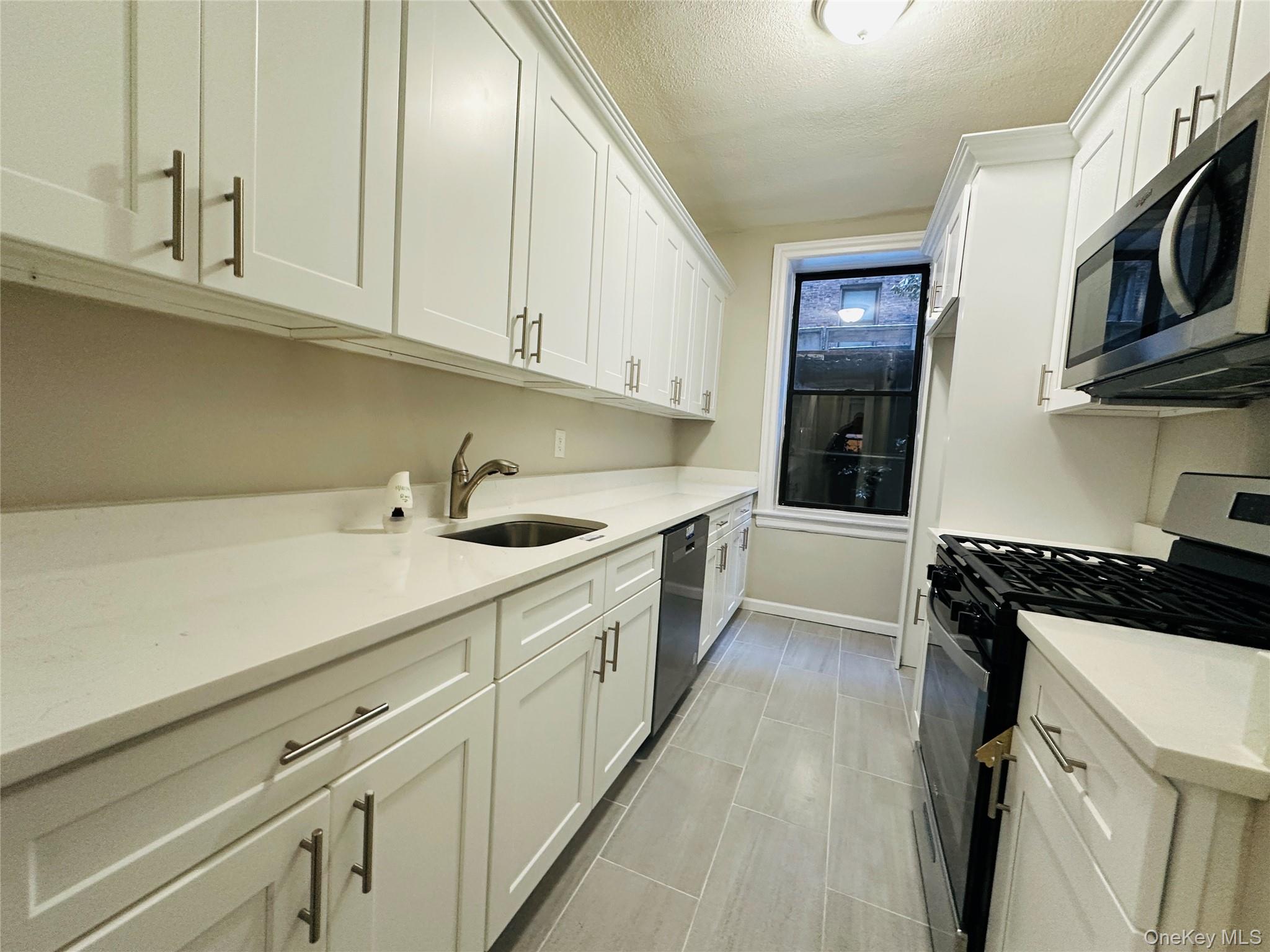 83-15 116th Street # 1F, Richmond Hill, NY 11418