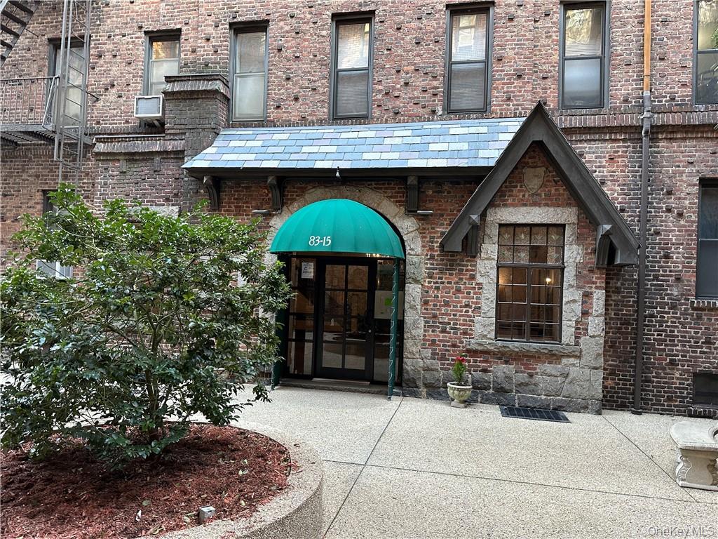 83-15 116th Street # 1F, Richmond Hill, NY 11418