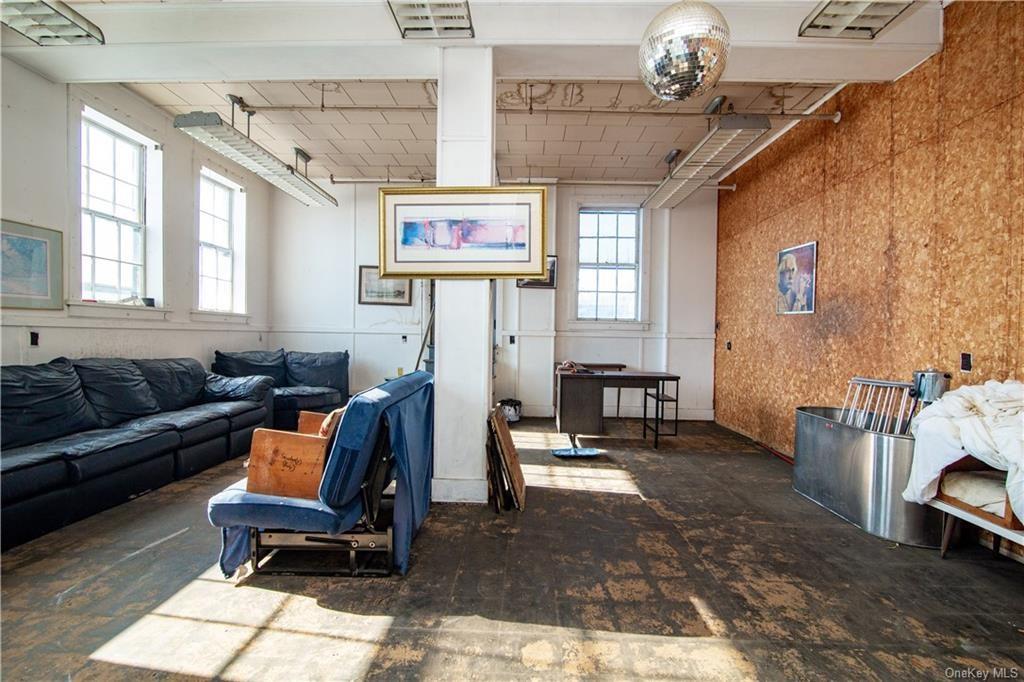 29 Grant Street, Walden, NY 12586