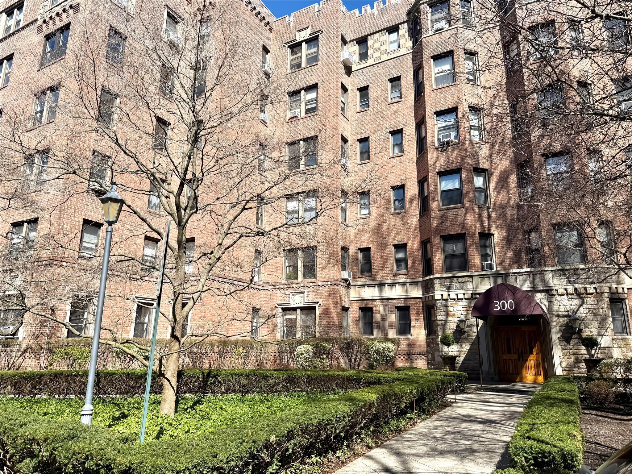 300 Main Street # 1K, White Plains, NY 10601