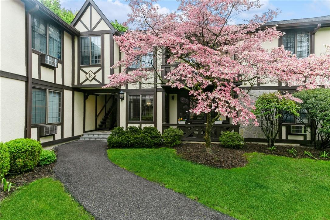 48 Foxwood Drive # 4, Pleasantville, NY 10570