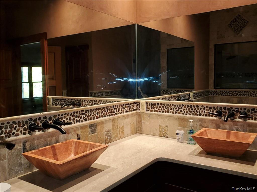 97 Homestead Trail, White Lake, NY 12786