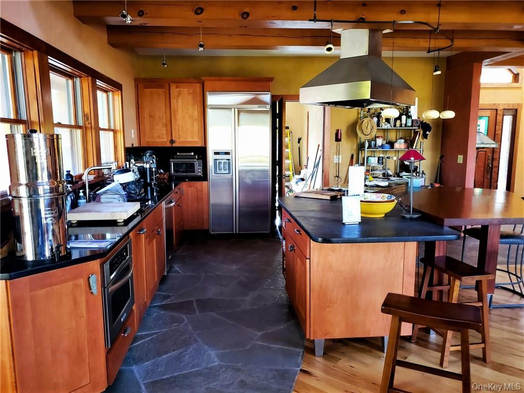 97 Homestead Trail, White Lake, NY 12786